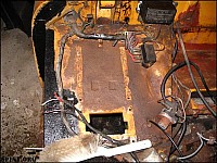 august_15_2006_stripping_down_IMG_3595