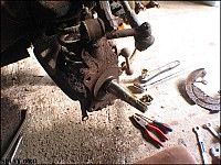 sept_17_2006_stripping_down_IMG_3778