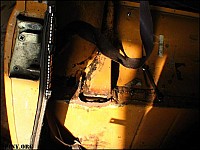 october_15_2006_stripping_down_IMG_3874