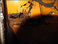 october_15_2006_stripping_down_IMG_3877