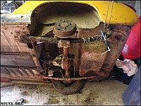 october_15_2006_stripping_down_IMG_3889